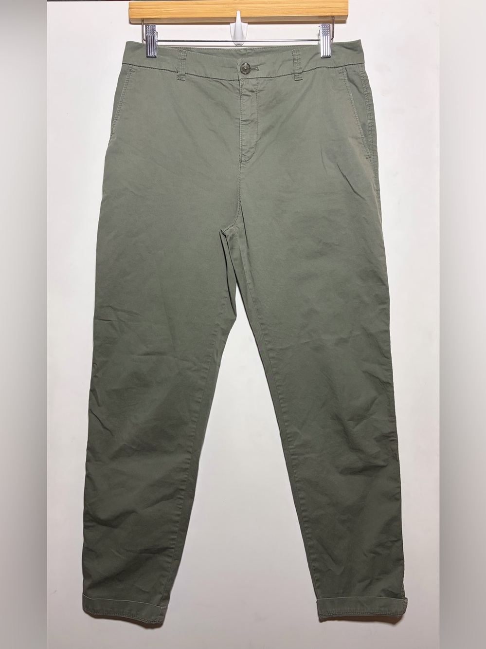 BOSS Hugo Boss Tachini Chino Pants US 6 Olive Green Tapered Cropped Minimalist